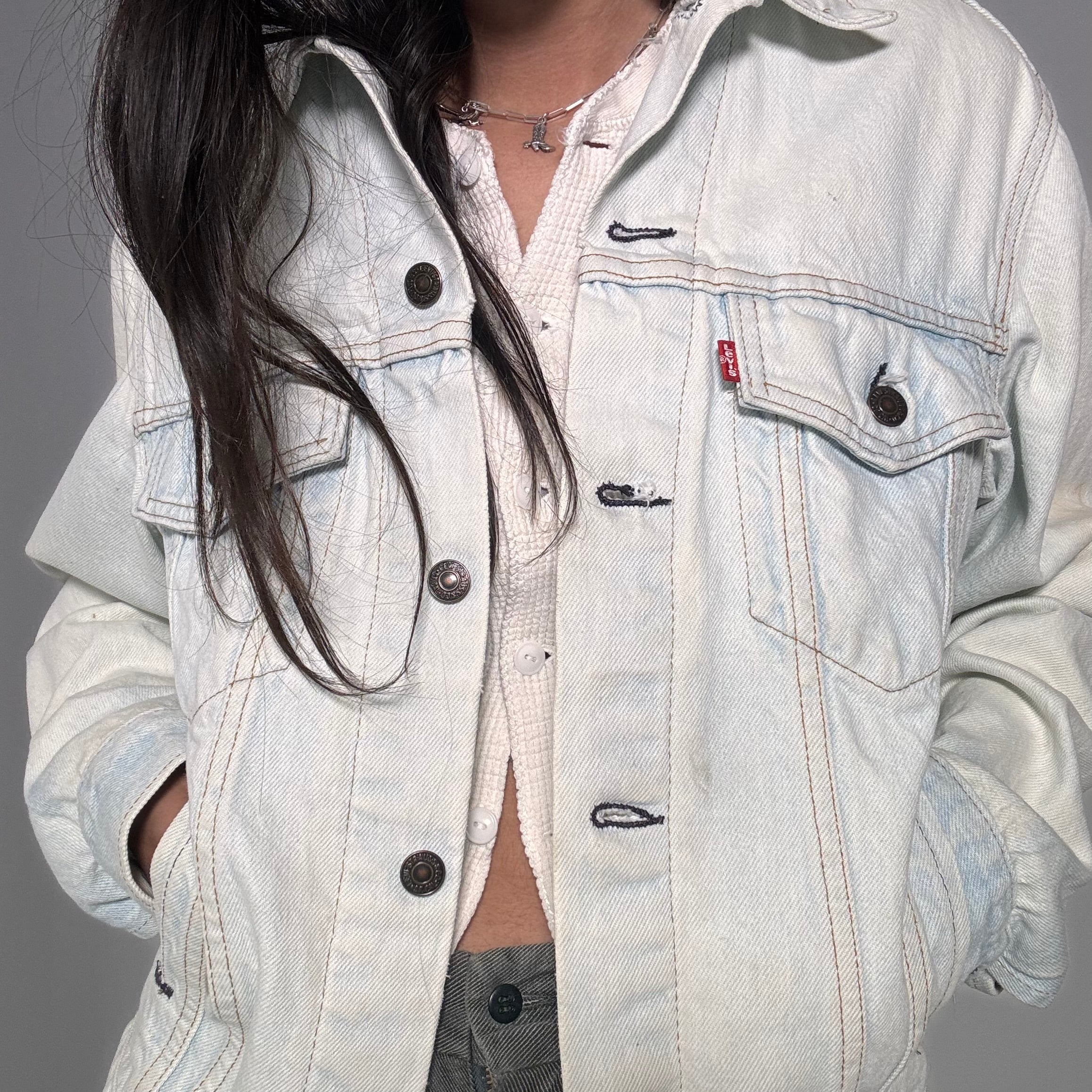 90’s White Wash Levi’s Trucker